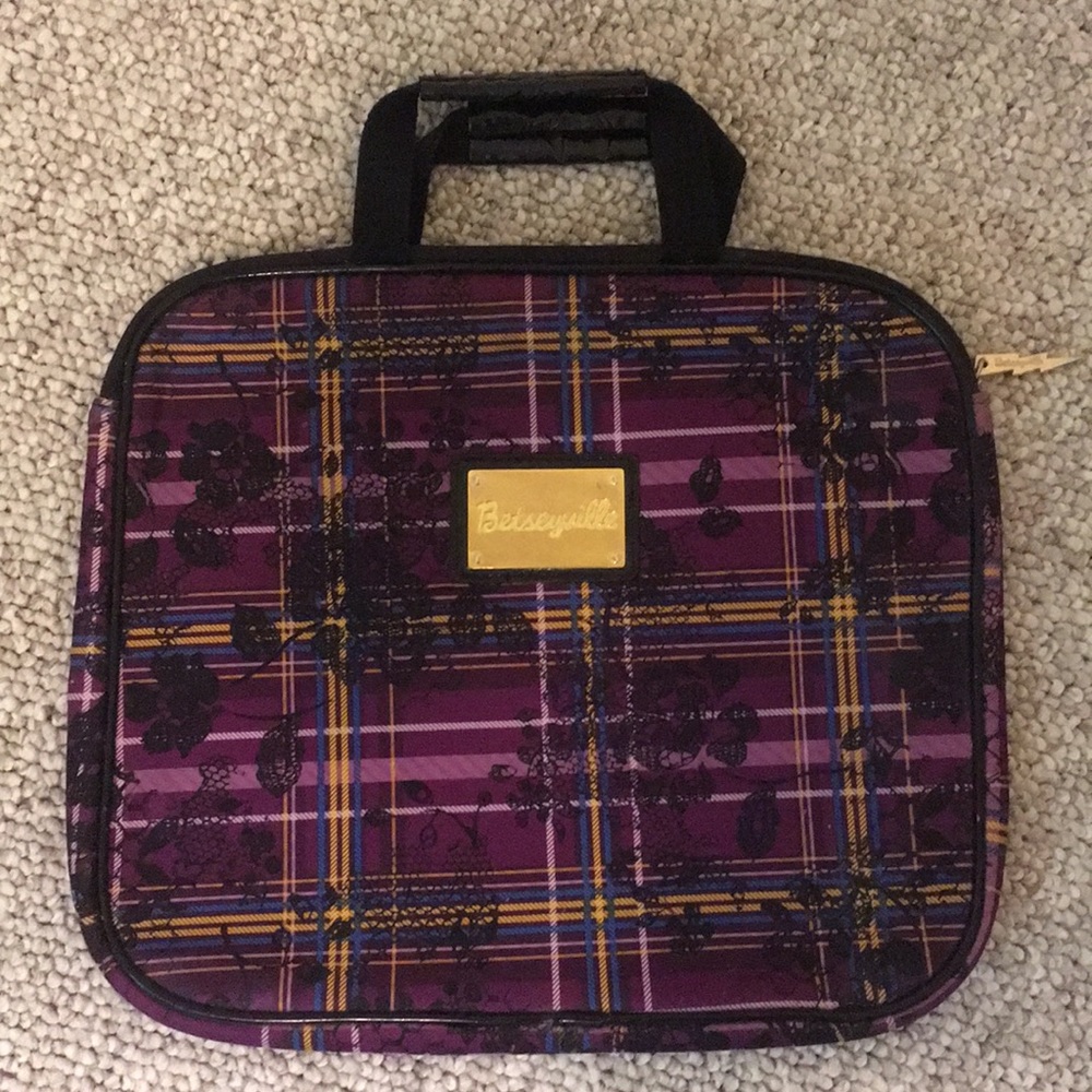 Betsy Johnson Laptop Case